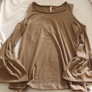 Camel, bell sleeve top